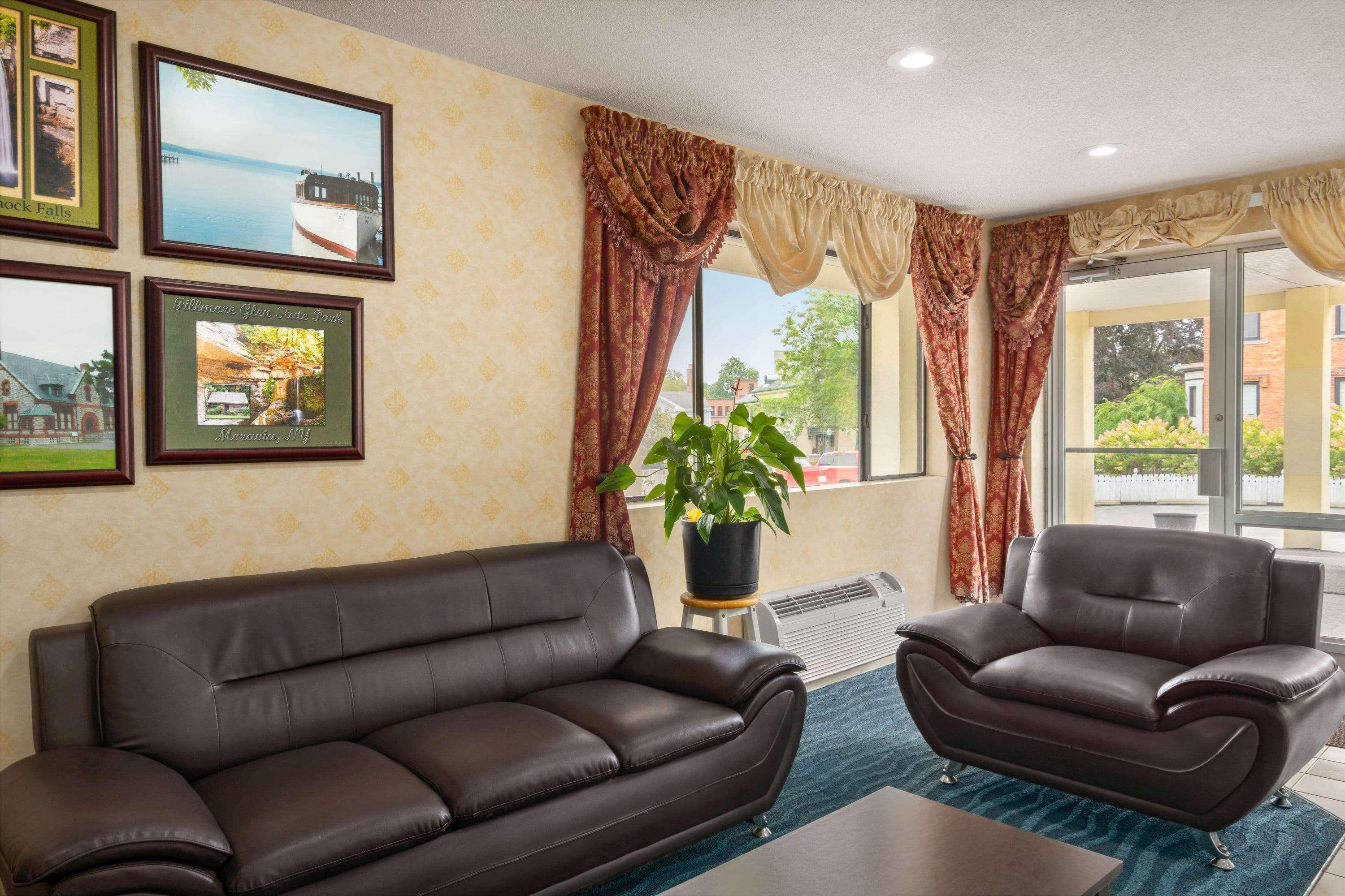 Days Inn By Wyndham Auburn/Finger Lakes Region Extérieur photo